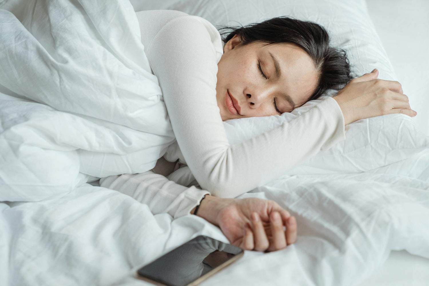 THE HIDDEN COST OF LATE NIGHTS: Why Sleep is Your Best Anti-Inflammatory
